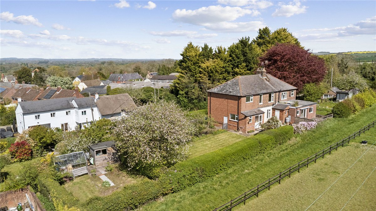 4 bedroom House, Hinton Parva, Swindon, SN4 - Available