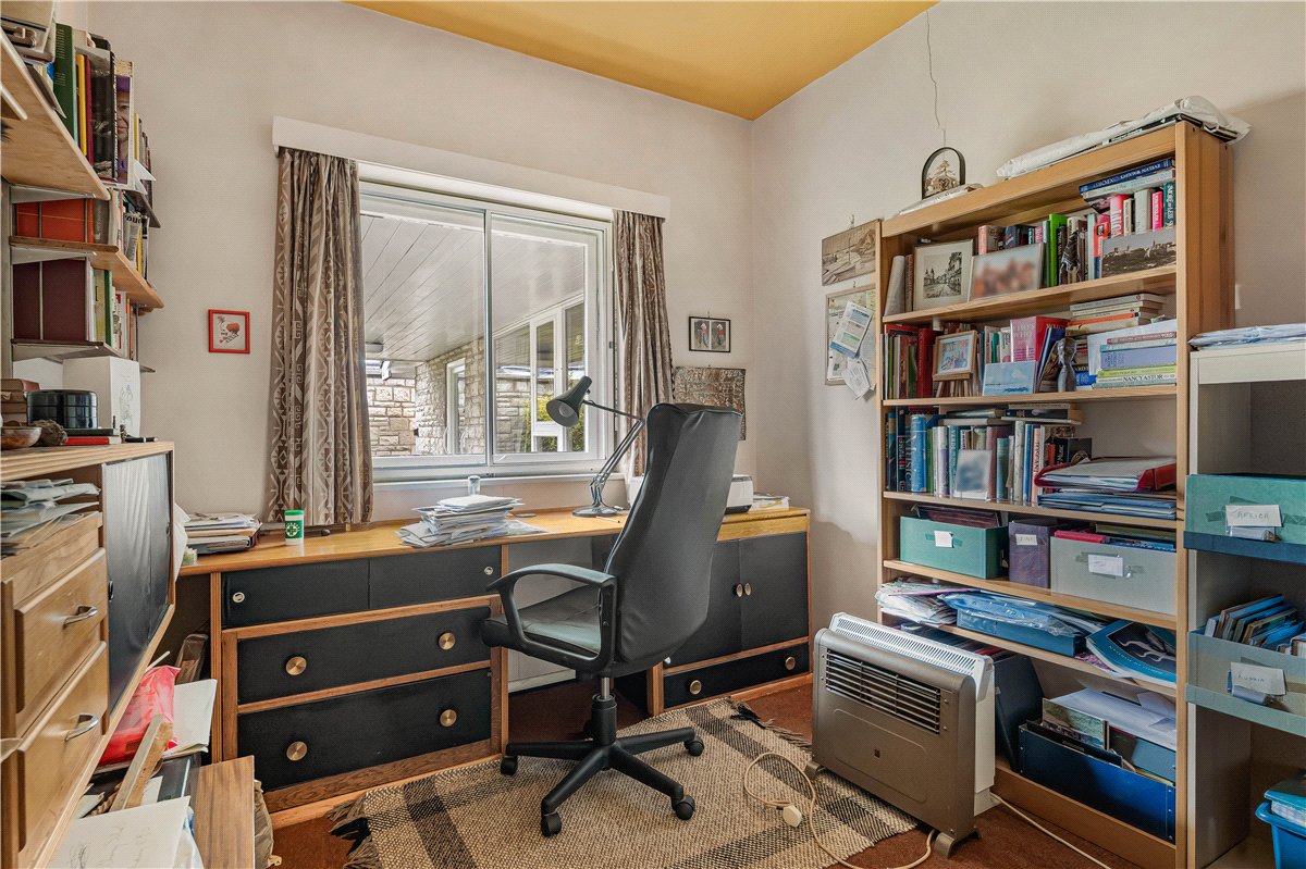 3 bedroom Bungalow, Priory Close, Horton-cum-Studley, OX33 - Available, Image 2