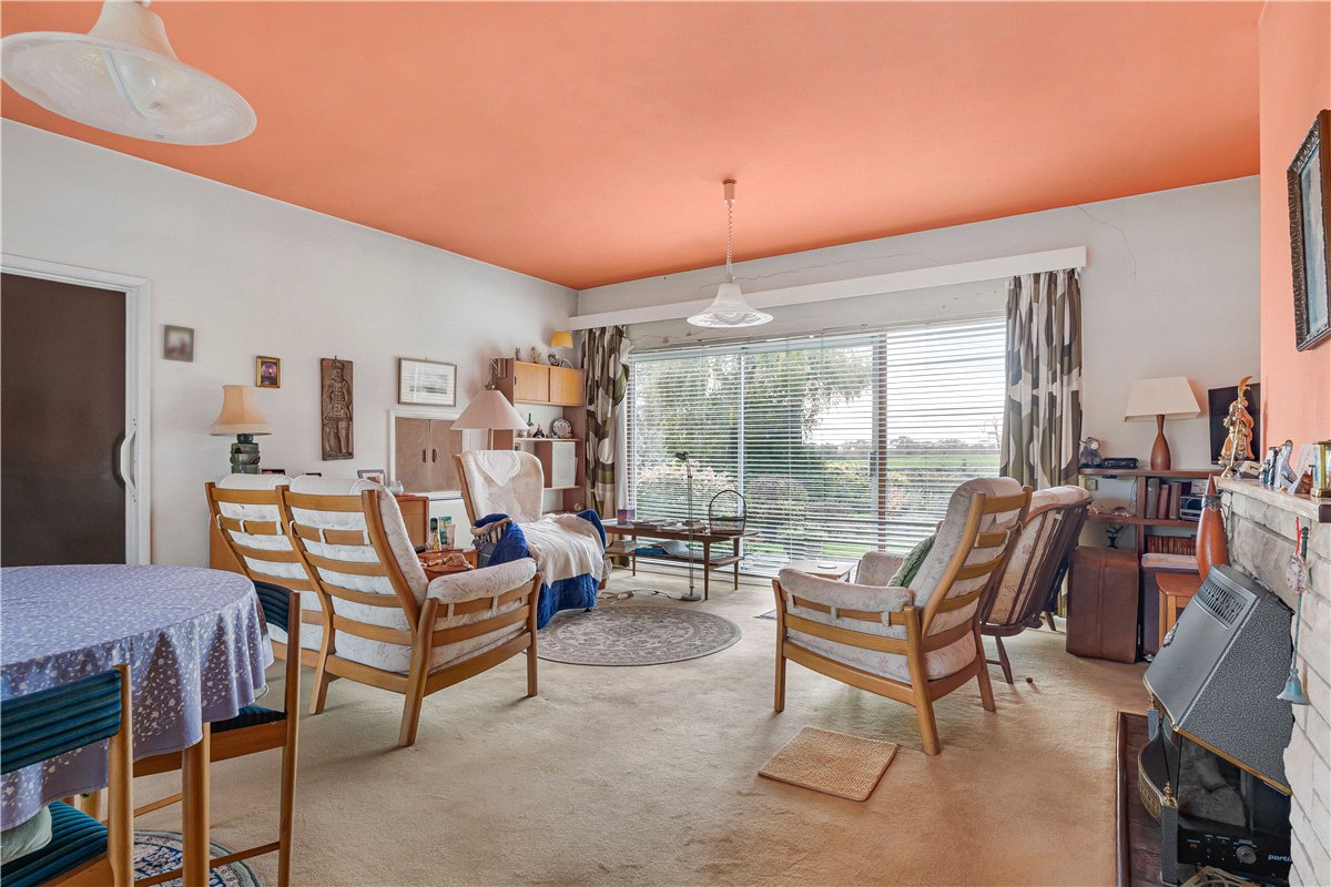 3 bedroom Bungalow, Priory Close, Horton-cum-Studley, OX33 - Sold STC, Image 2