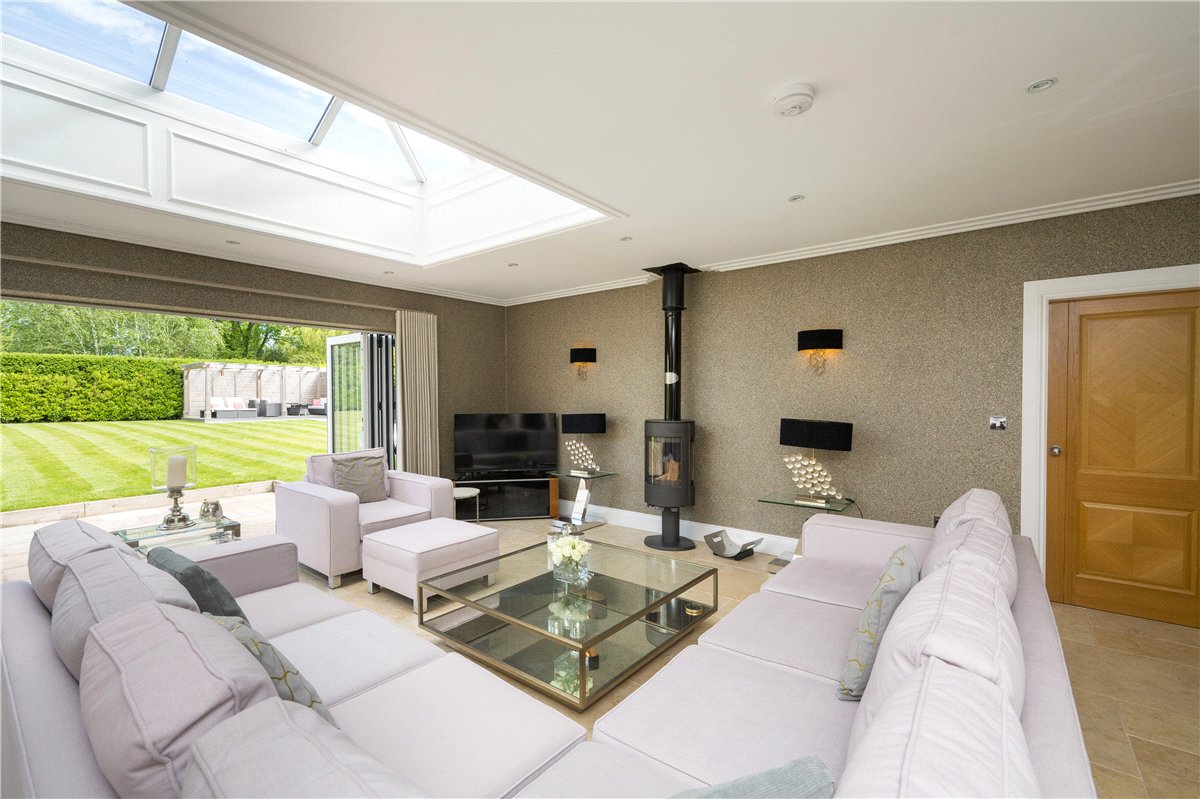 5 bedroom House, Fulwith Mill Lane, Harrogate, HG2 - Available, Image 4