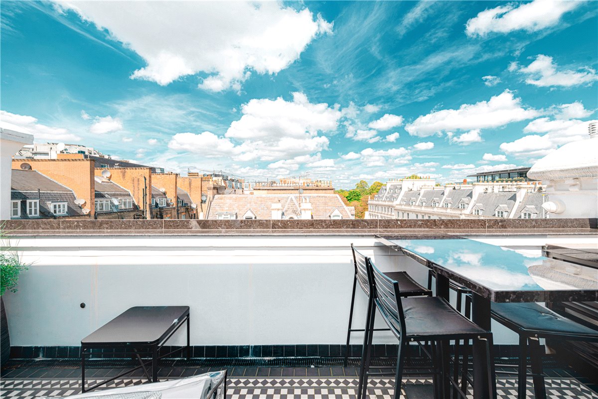 3 bedroom Flat, Prince of Wales Terrace, London, W8 - Available, Image 3