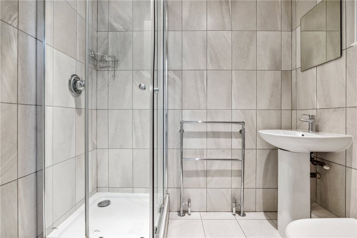 2 bedroom Flat, Chesterfield Gardens, Mayfair, W1J - Available, Image 15