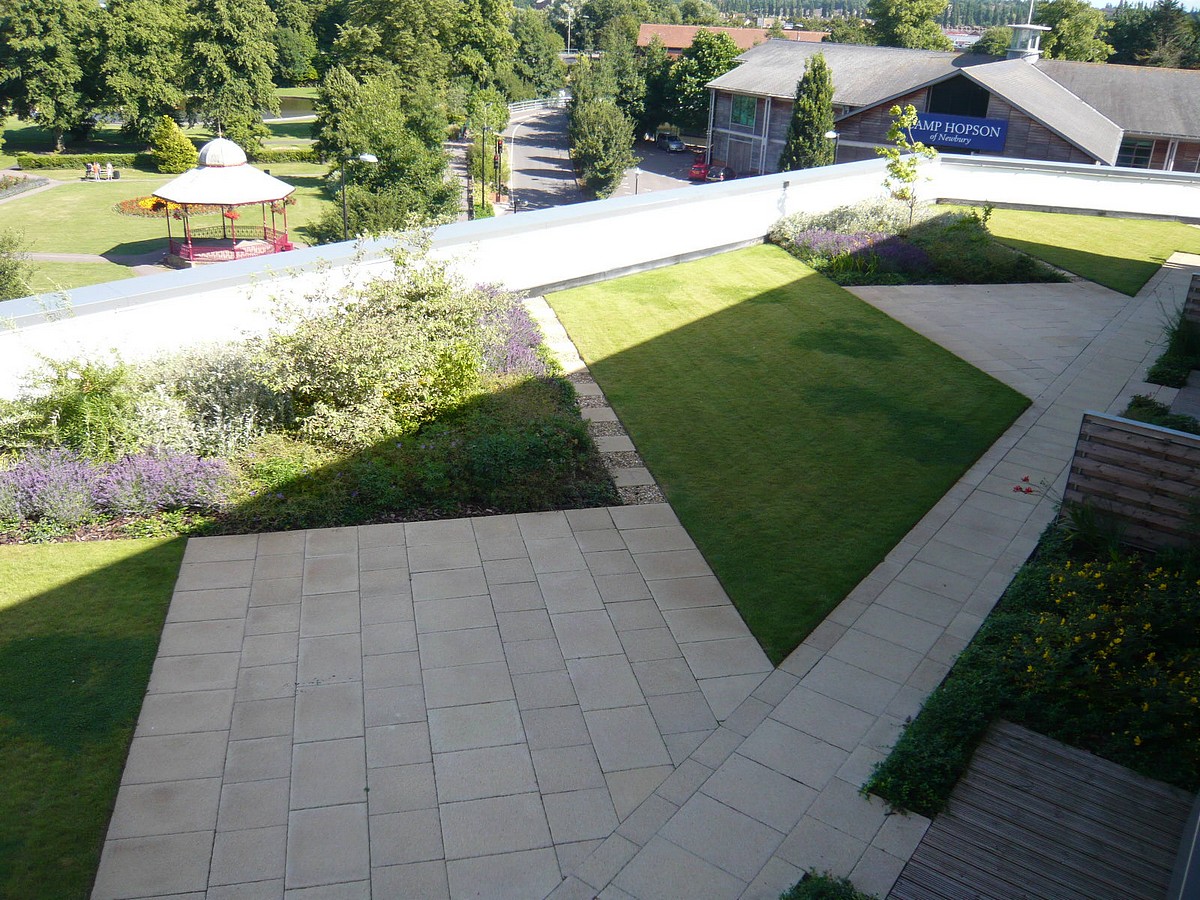 2 bedroom Flat, Park Way, Newbury, RG14 - Let Agreed, Image 7