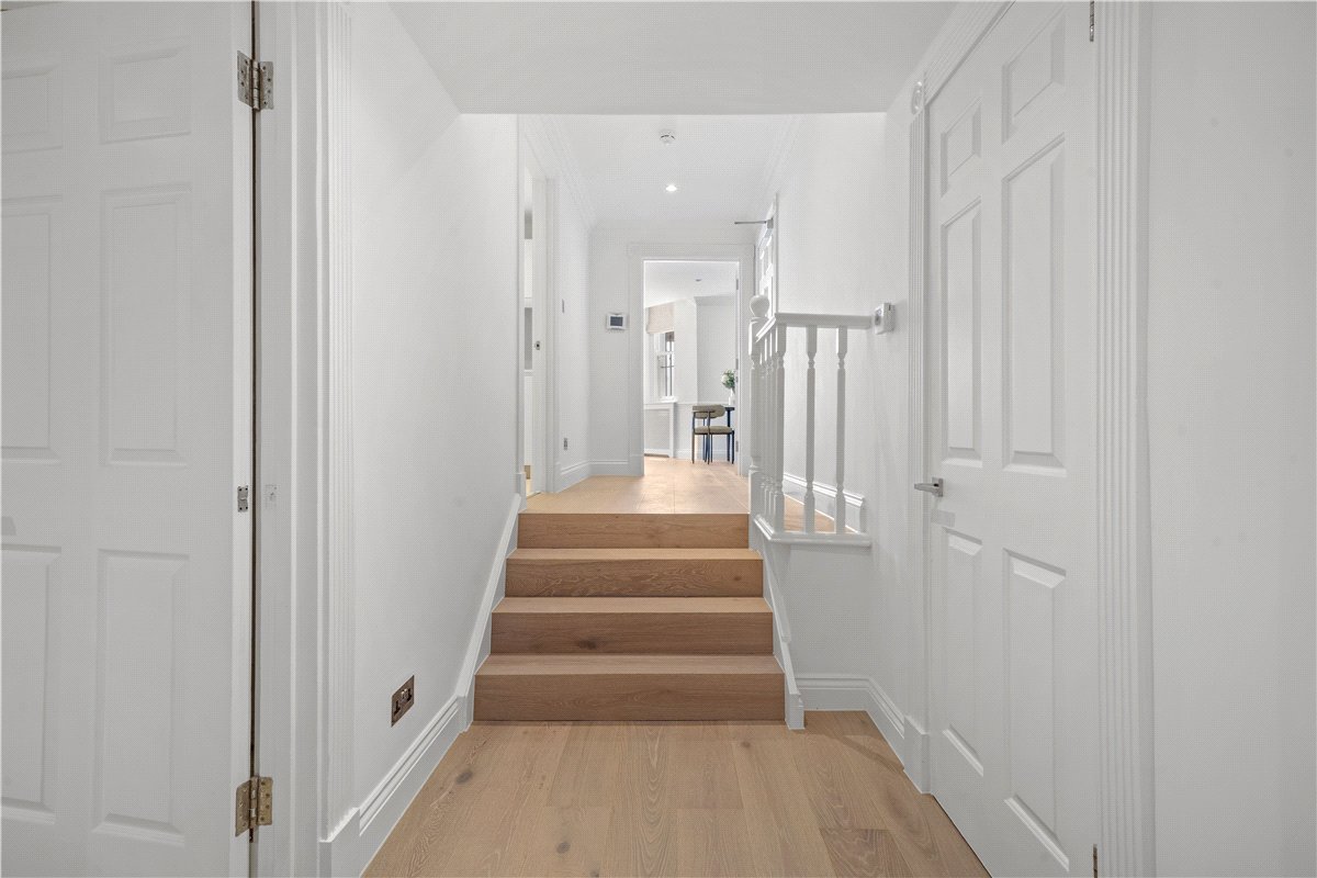 2 bedroom Flat, Manson Place, South Kensington, SW7 - , Image 20