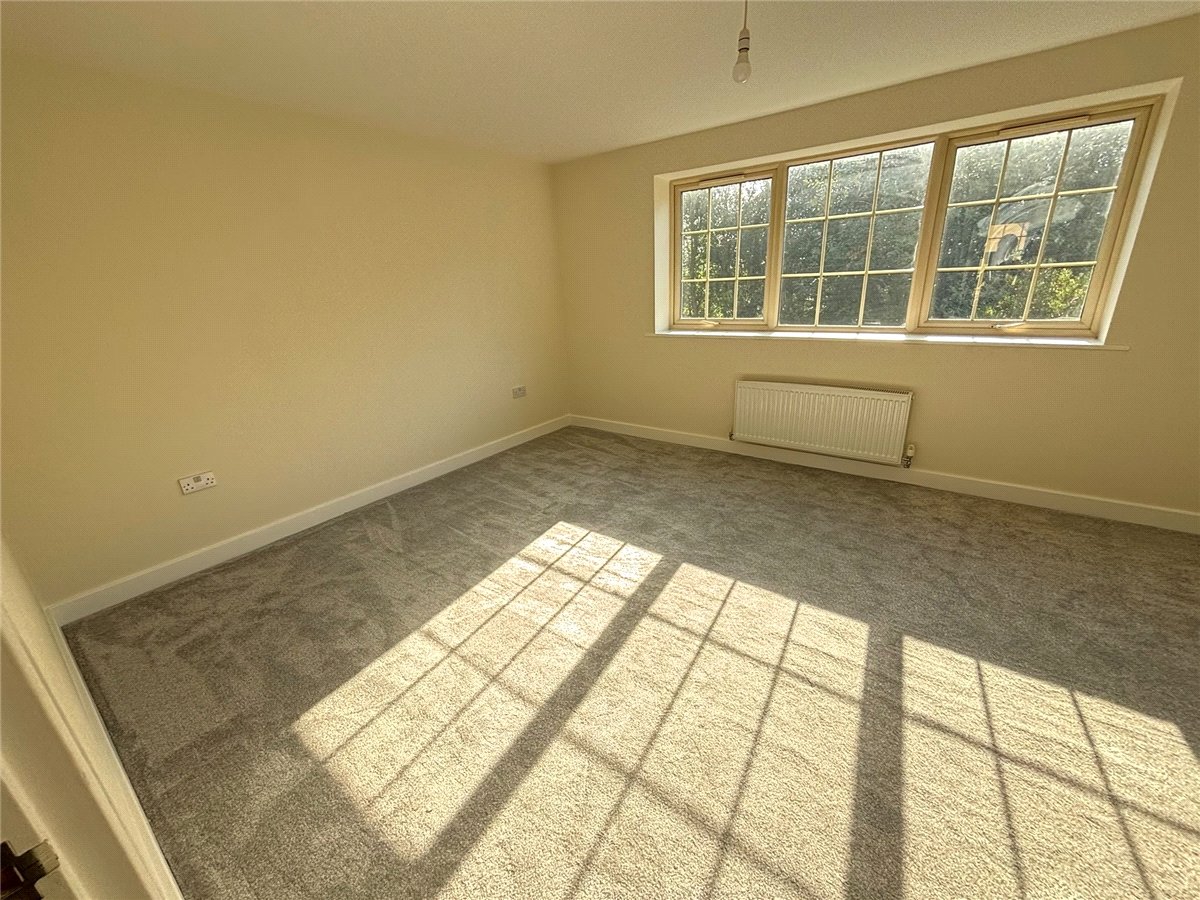 4 bedroom House, Comelybank Drive, Mexborough, S64 - Available, Image 2