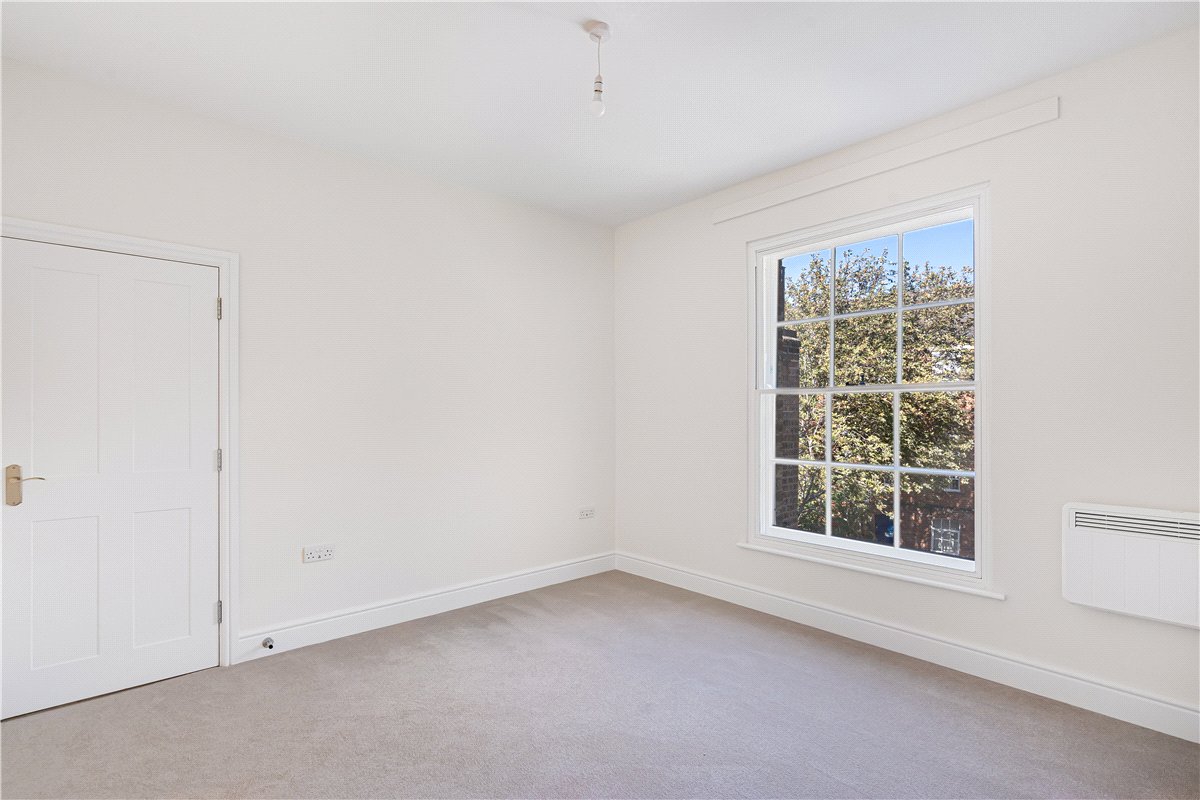 2 bedroom Flat, Walton Crescent, Oxford, OX1 - Available, Image 8