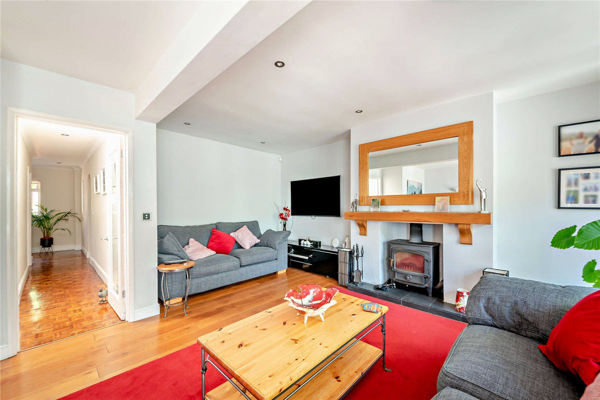 4 bedroom House, Overton Road, Micheldever Station, SO21 - Available, Image 2