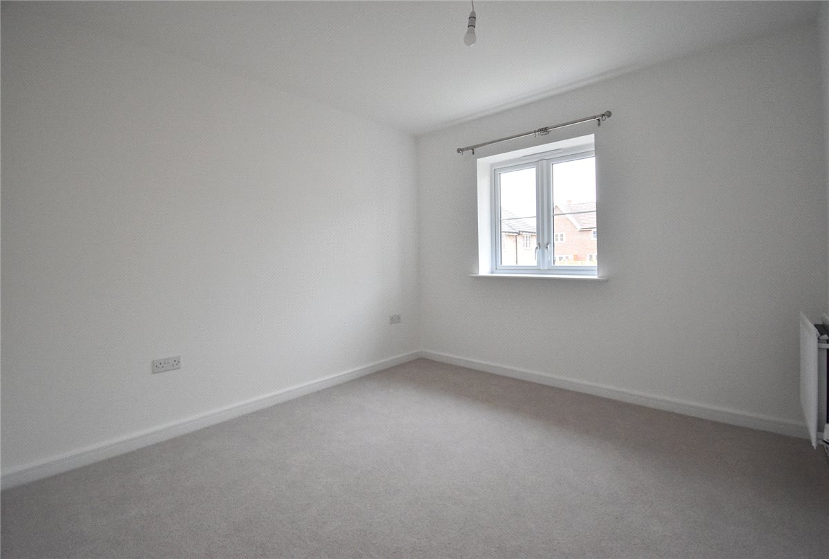 3 bedroom House, Ely Drive, Bishop Stortford, CM23 - Let Agreed, Image 9