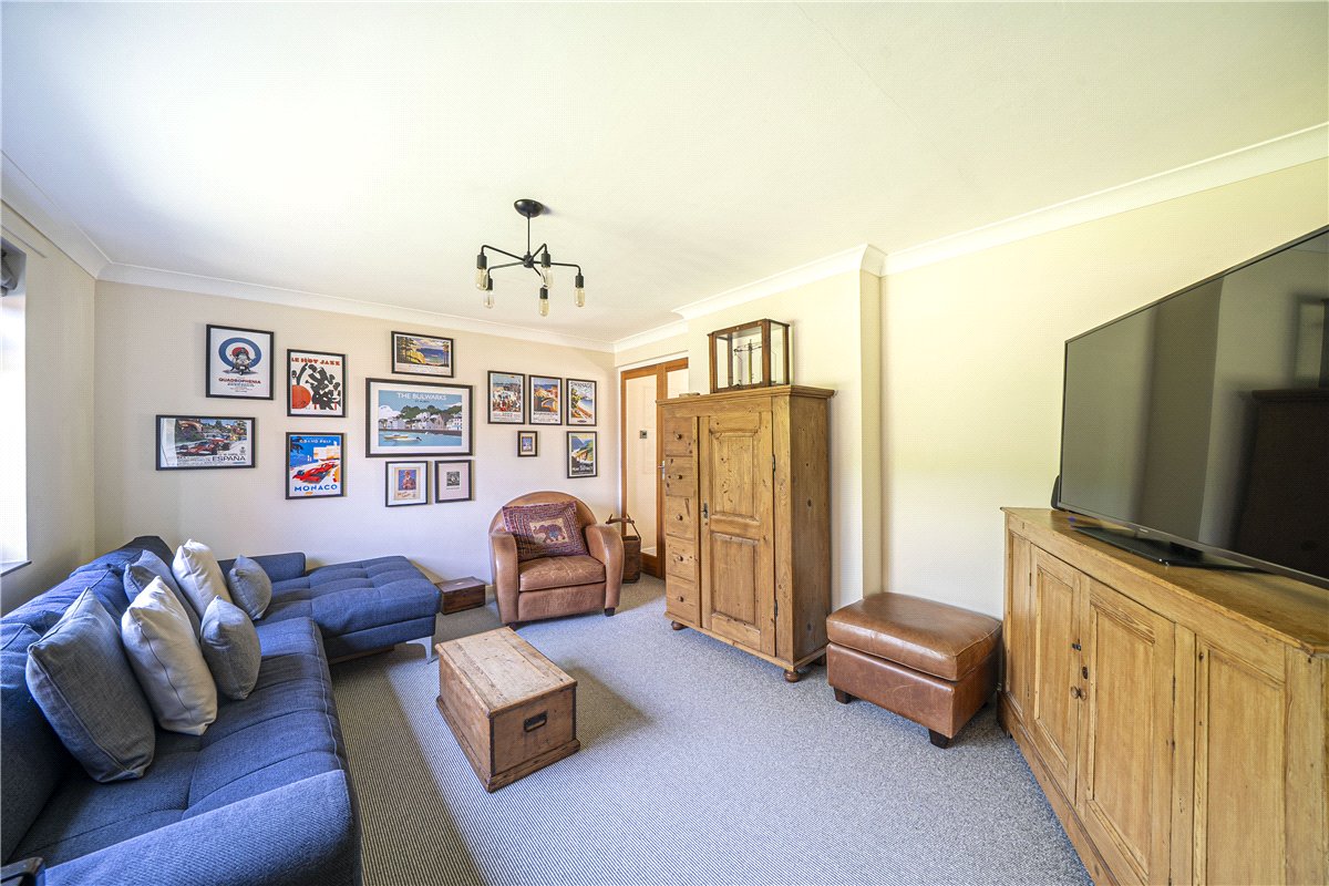 3 bedroom House, Dances Lane, Whitchurch, RG28 - Sold, Image 2