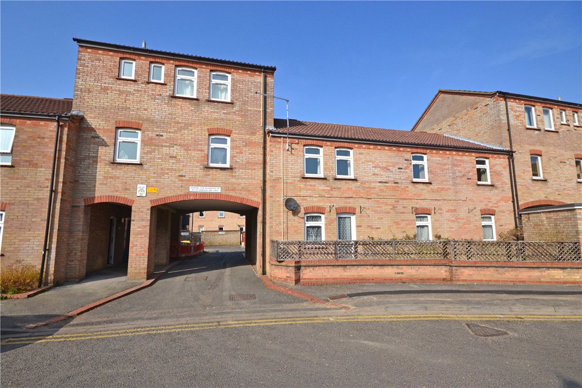 2 bedroom Flat, Minerva Way, Cambridge, CB4 - Sold STC