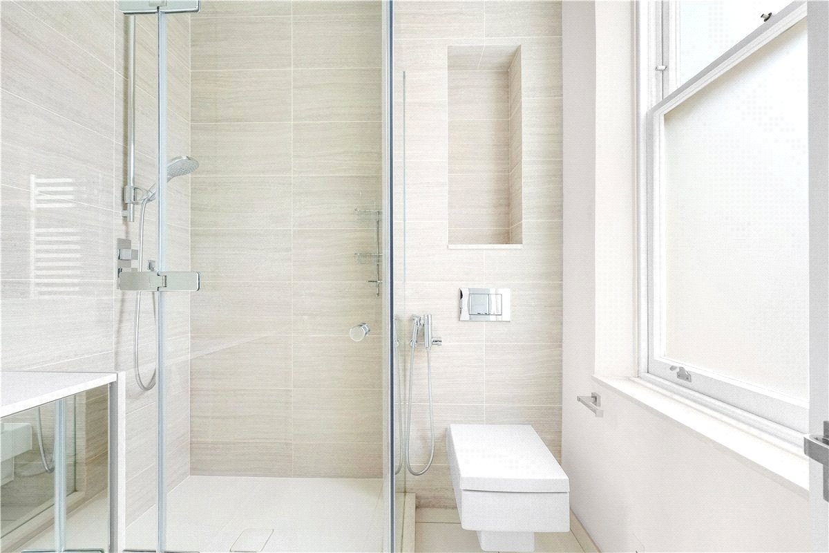 4 bedroom Flat, Wynnstay Gardens, Allen Street, W8 - Available, Image 5