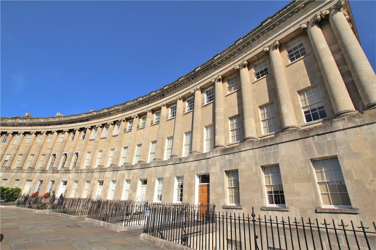 1 bedroom Flat, Royal Crescent, Bath, BA1 - Sold