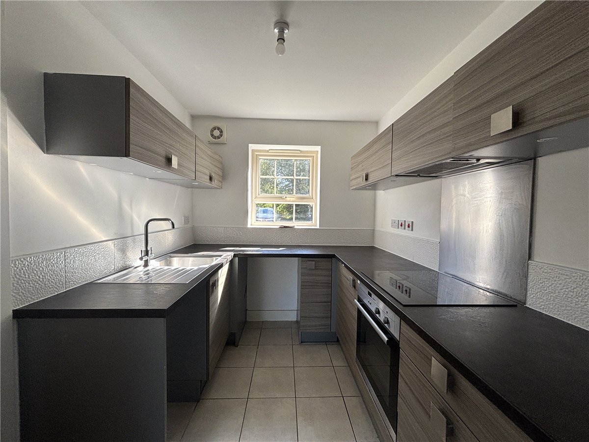 3 bedroom House, Comelybank Drive, Mexborough, S64 - Available, Image 2