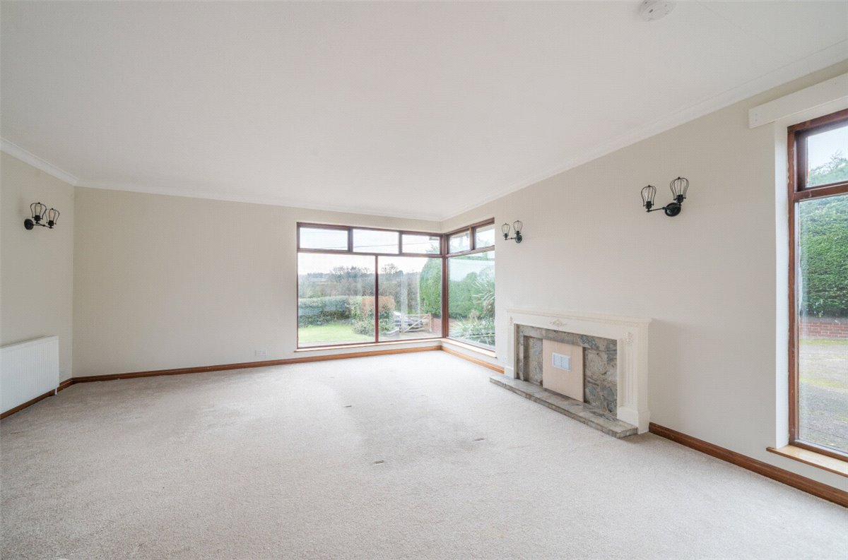 4 bedroom Bungalow, Darnford Lane, Lichfield, WS14 - Available, Image 6