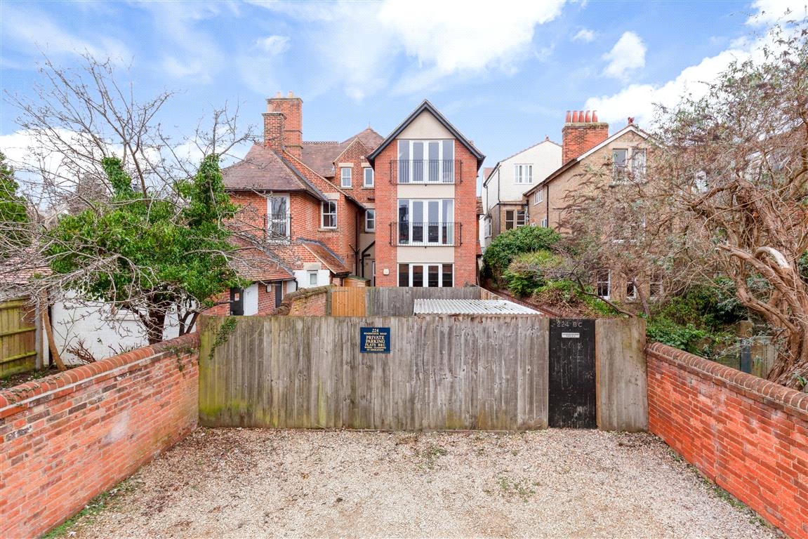 6 bedroom House, Woodstock Road, Oxford, OX2 - Available