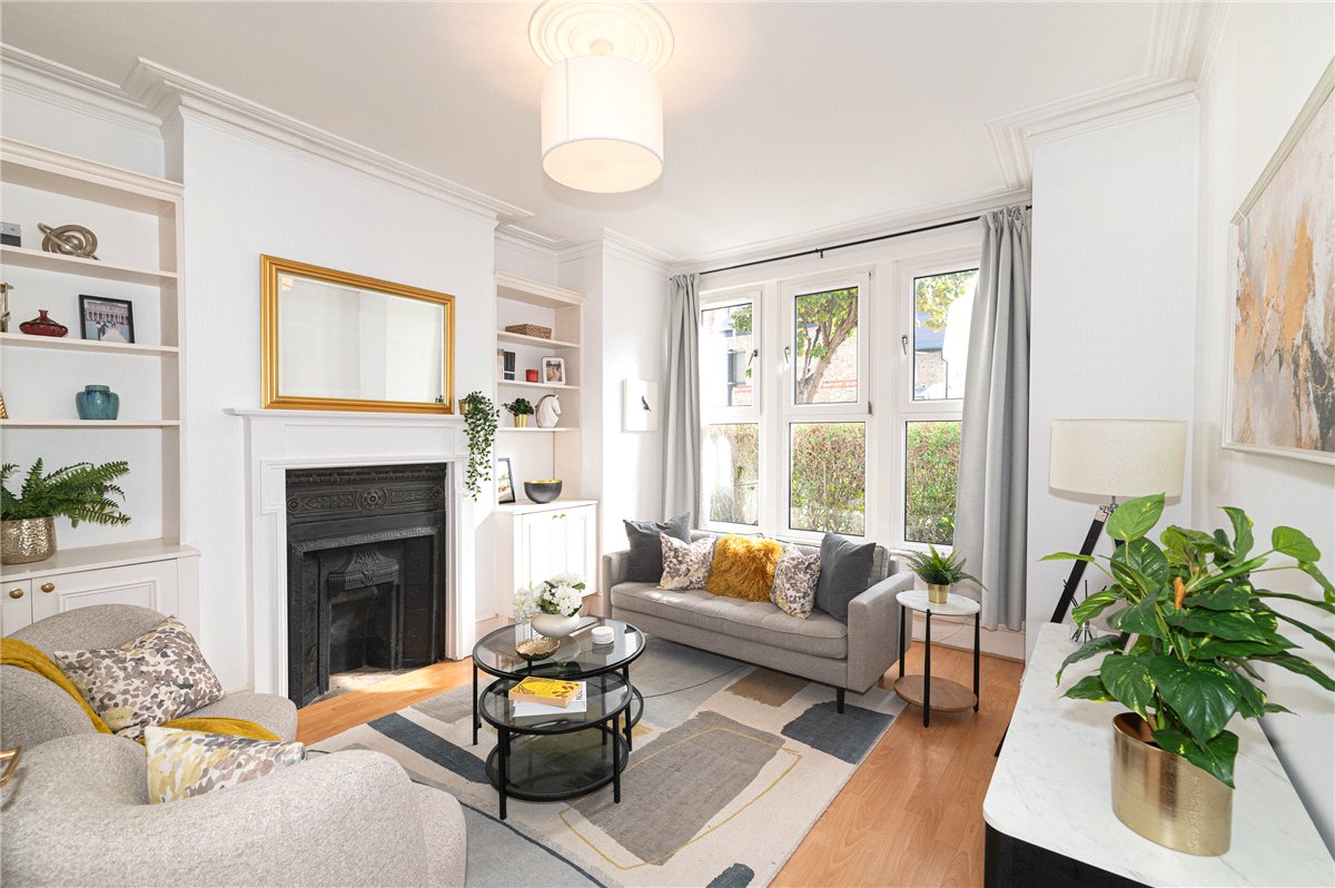 2 bedroom Flat, Lynn Road, London, SW12 - Available, Image 1