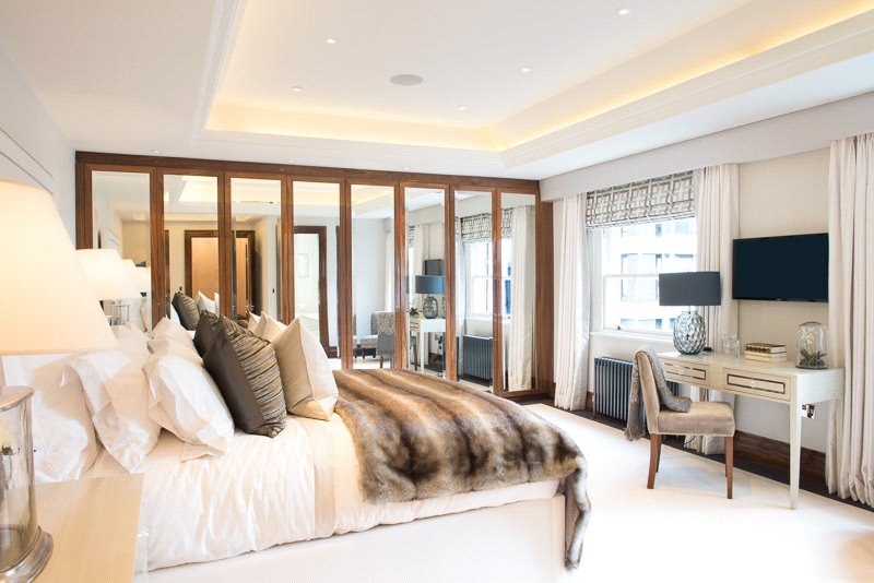 2 bedroom Maisonette, Grosvenor Hill, Mayfair, W1K - Available, Image 3