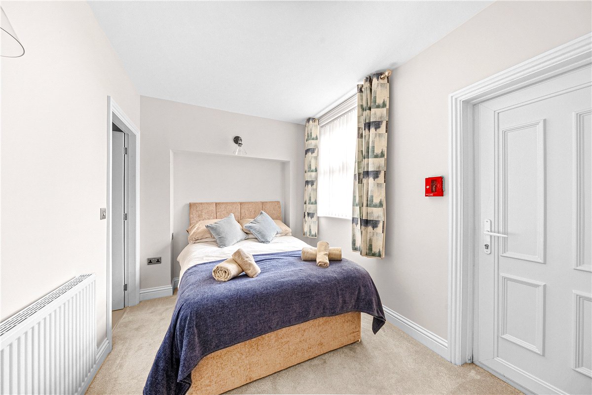 18 bedroom House, Wold Road, Nafferton, YO25 - Available, Image 52