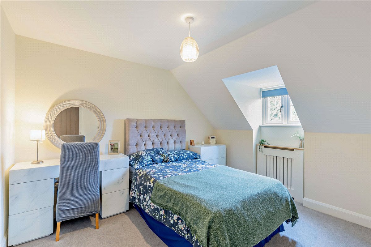 5 bedroom House, The Dolmans, Shaw, RG14 - Sold, Image 4