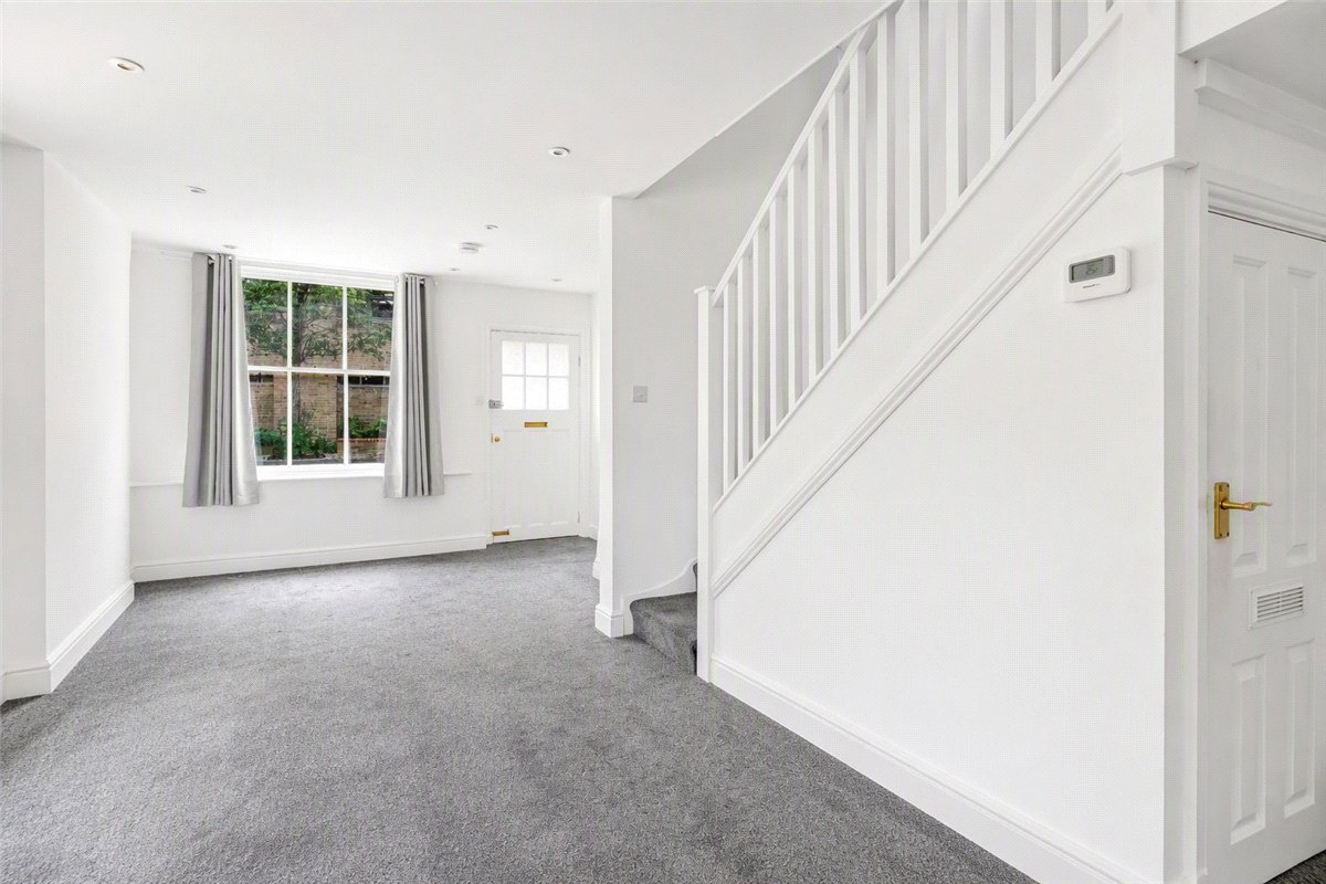 2 bedroom House, Wellington Street, Oxford, OX2 - , Image 2