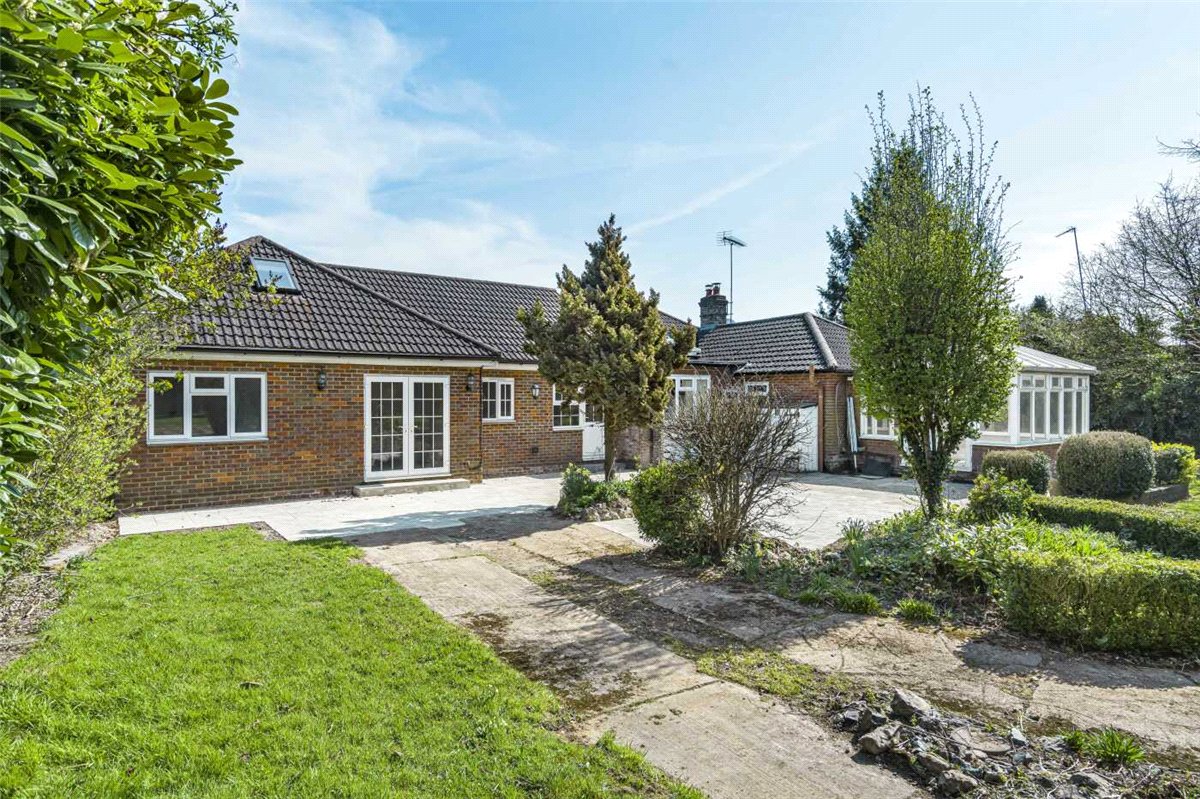 4 bedroom Bungalow, London Road, Wendover, HP22 - Let Agreed, Image 12