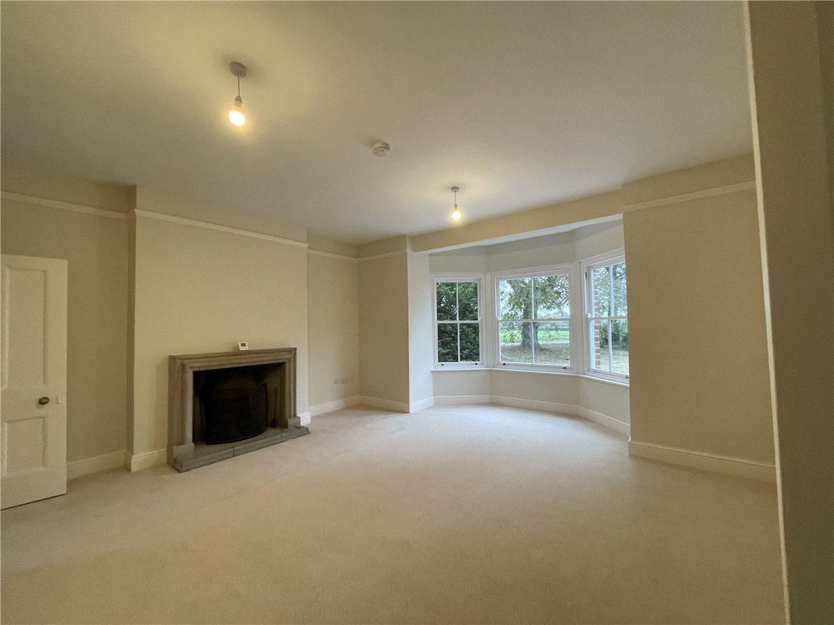 4 bedroom House, Sutton on Derwent, York, YO41 - Available, Image 15