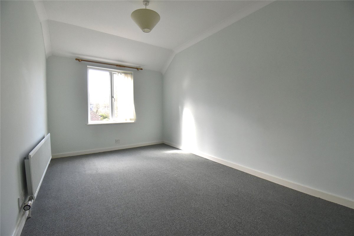 2 bedroom House, Rackham Close, Cambridge, CB4 - , Image 5