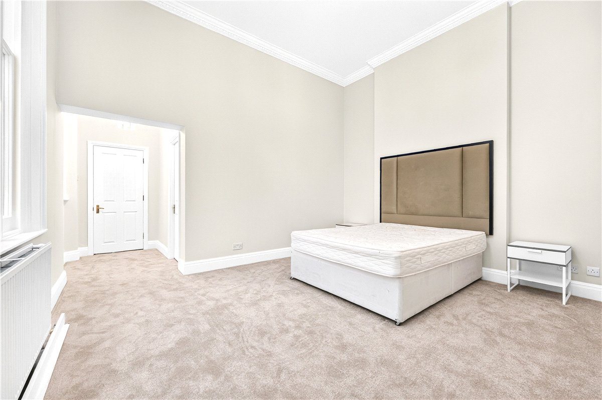2 bedroom Flat, Queens Gate, South Kensington, SW7 - Available, Image 9