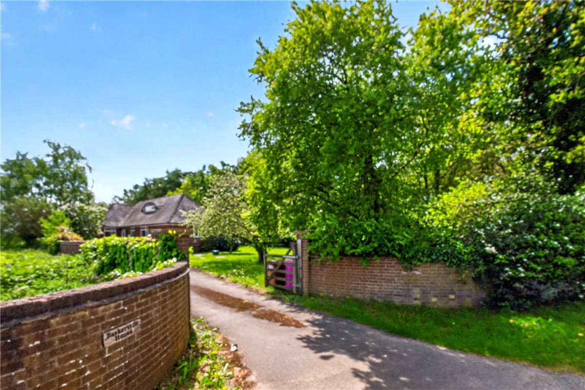 3 bedroom Bungalow, Wood End Lane, Curborough, WS13 - Available, Image 1