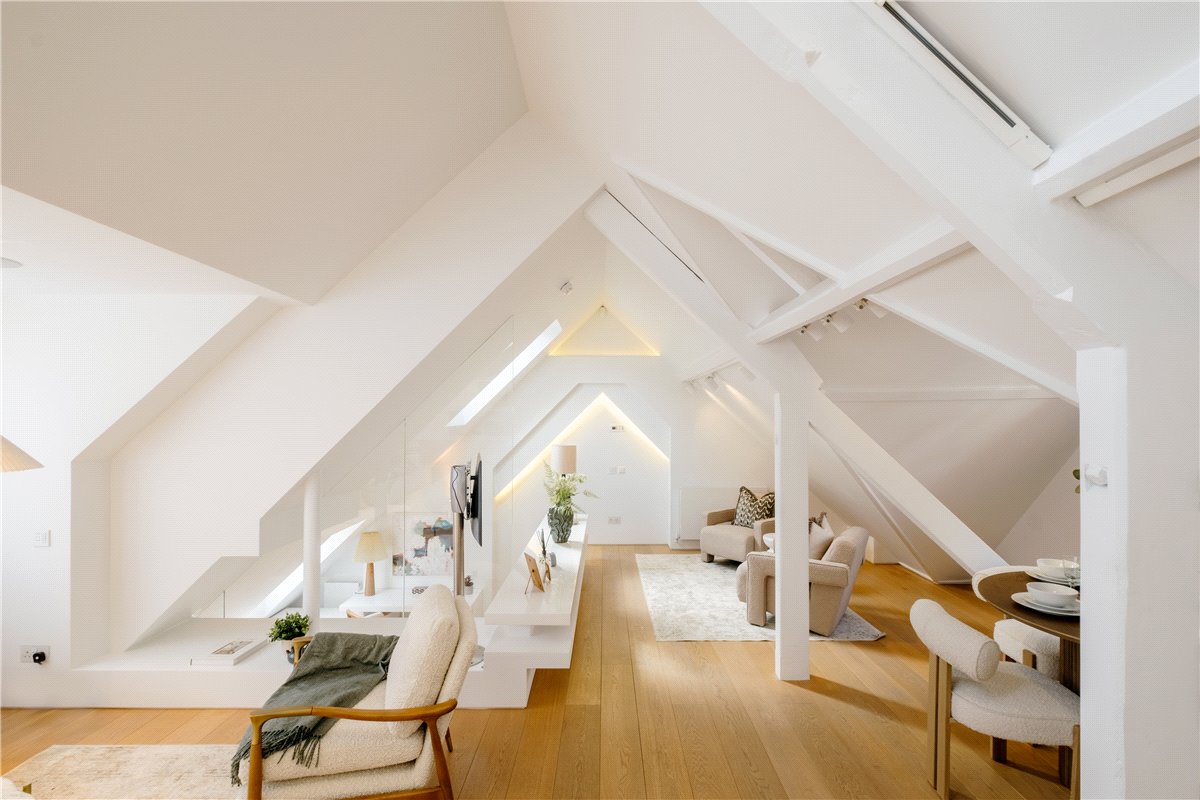 3 bedroom House, Bourdon Street, Mayfair, W1K - Available, Image 1