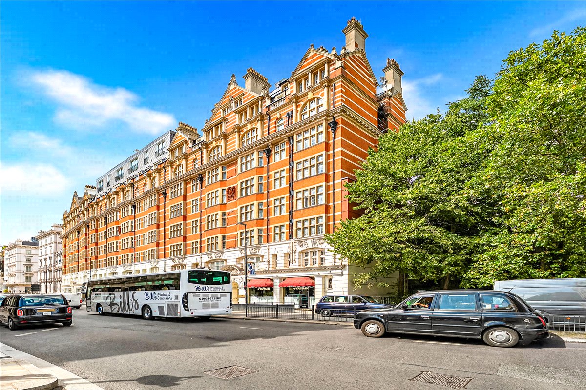4 bedroom Flat, Knightsbridge, London, SW1X - Available, Image 13