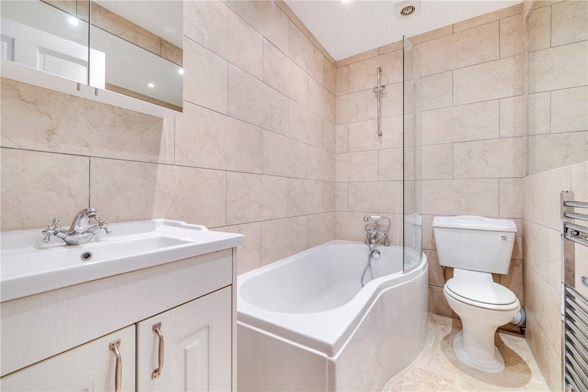 2 bedroom Flat, St Andrews Road, London, W14 - Sold, Image 3
