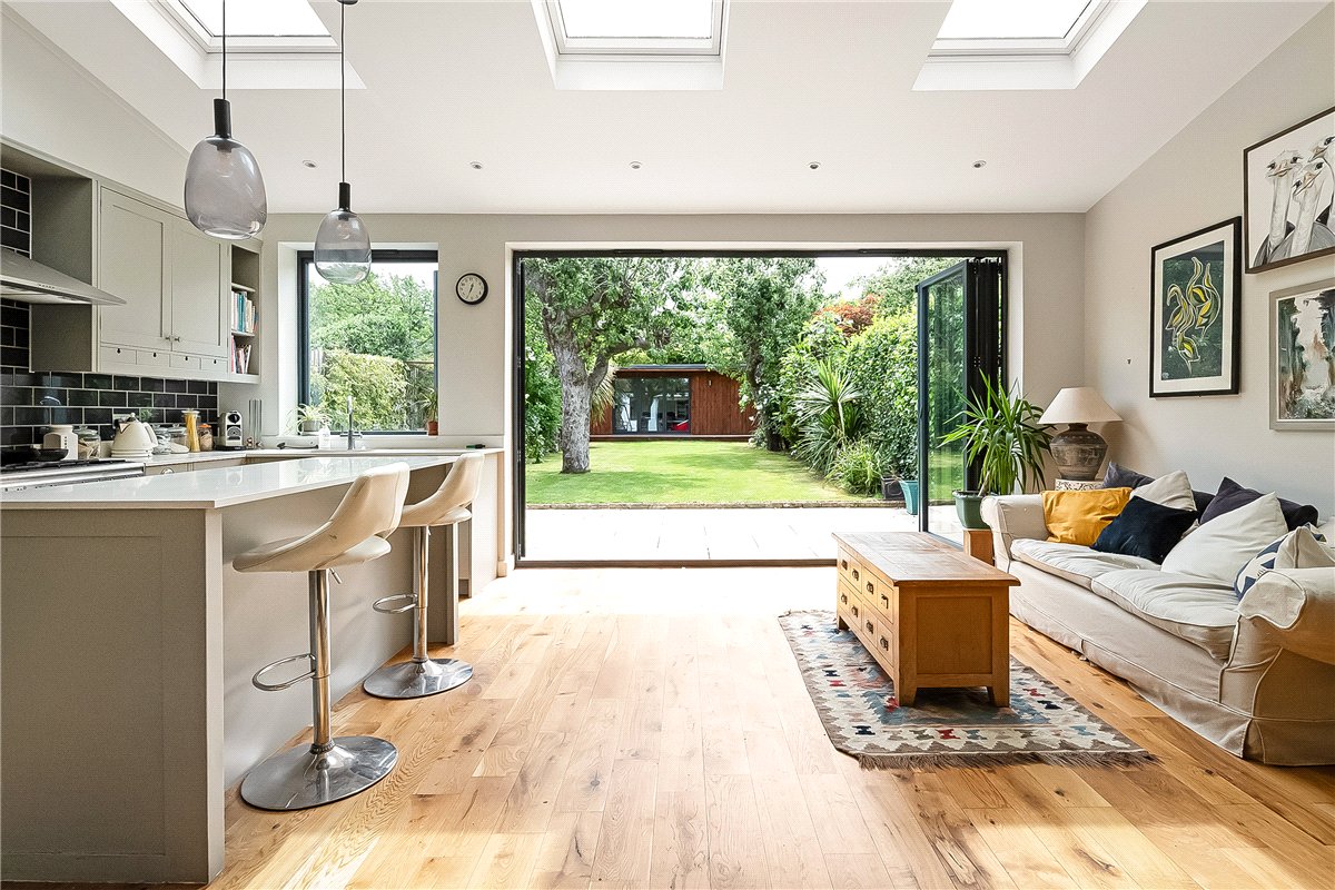 5 bedroom House, Magdalen Road, London, SW18 - Sold STC, Image 7