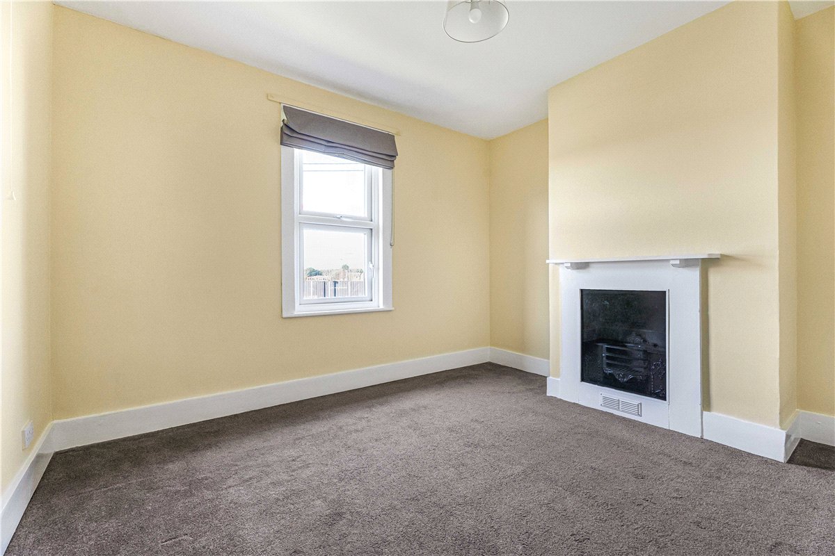 2 bedroom House, Alchester Terrace, Bicester, OX26 - Available, Image 5