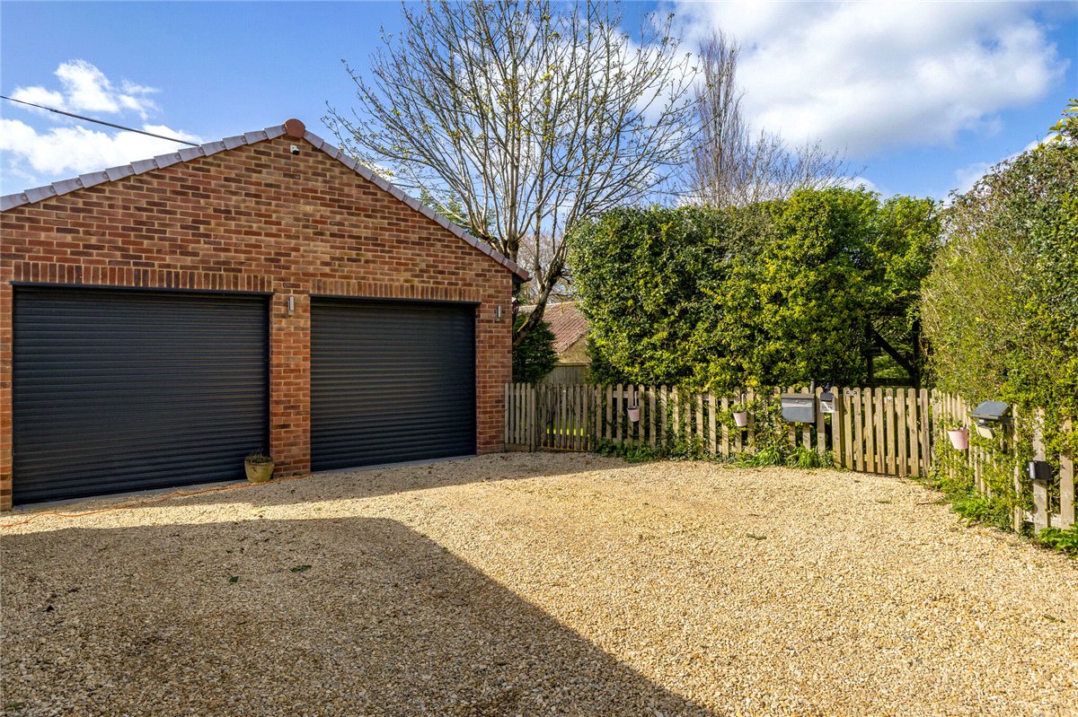 3 bedroom House, Park Lane, Cherhill, SN11 - Available, Image 13