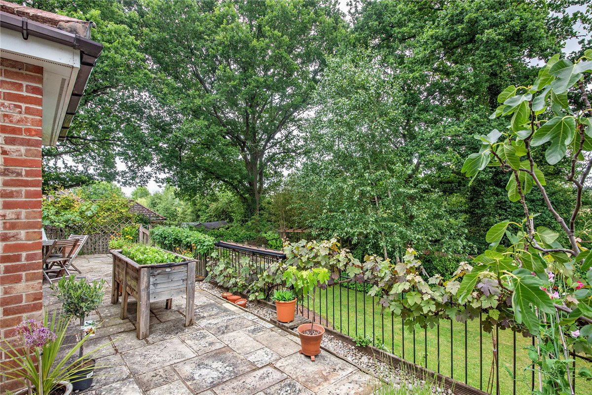 5 bedroom House, Spring Gardens, Newbury, RG20 - Sold STC, Image 6