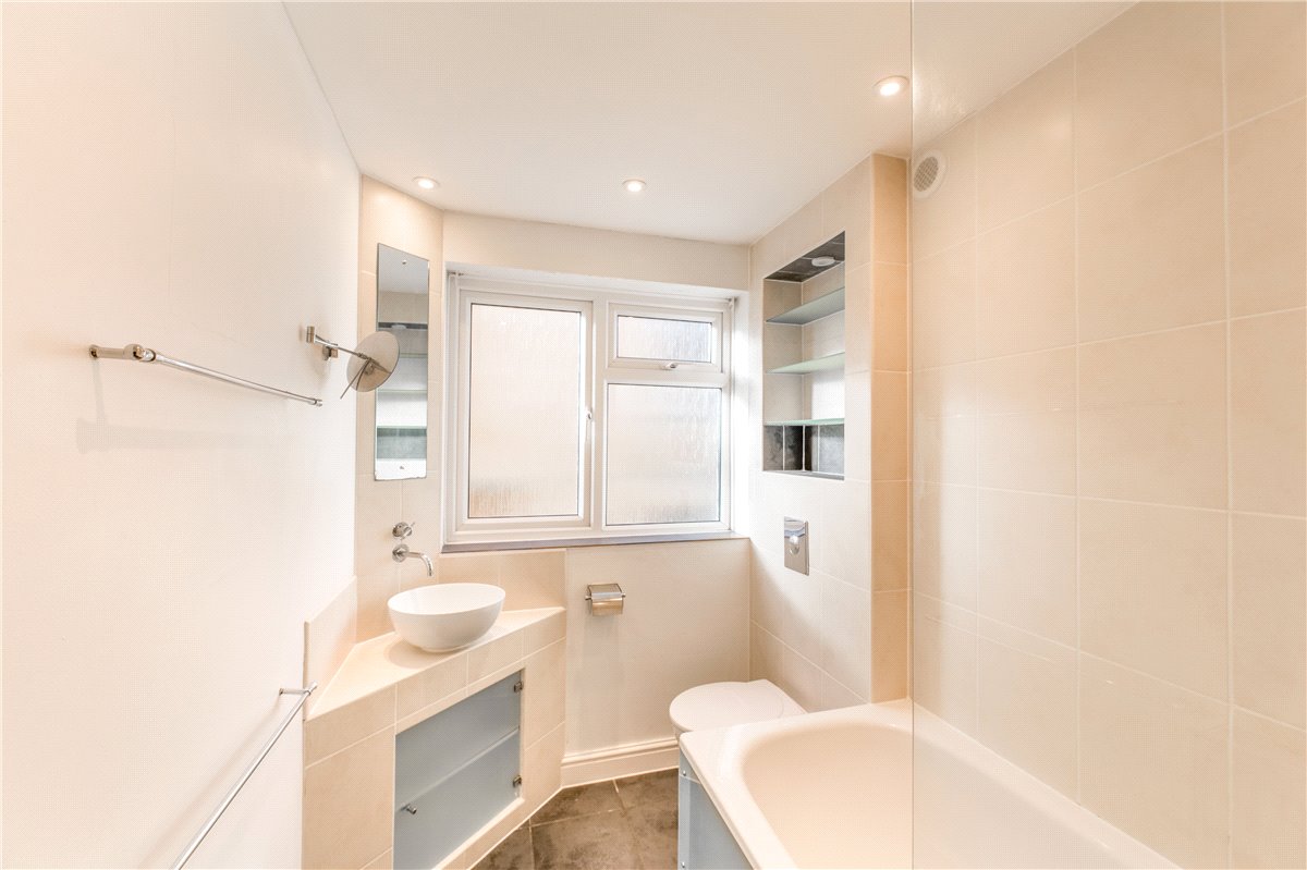 2 bedroom Flat, Lansdown Grove Court, Bath, BA1 - Sold, Image 3