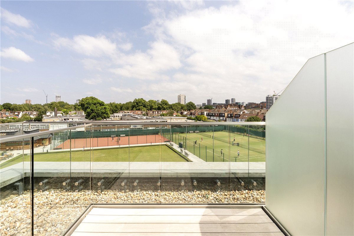 3 bedroom Flat, Broomhouse Lane, London, SW6 - Available, Image 9