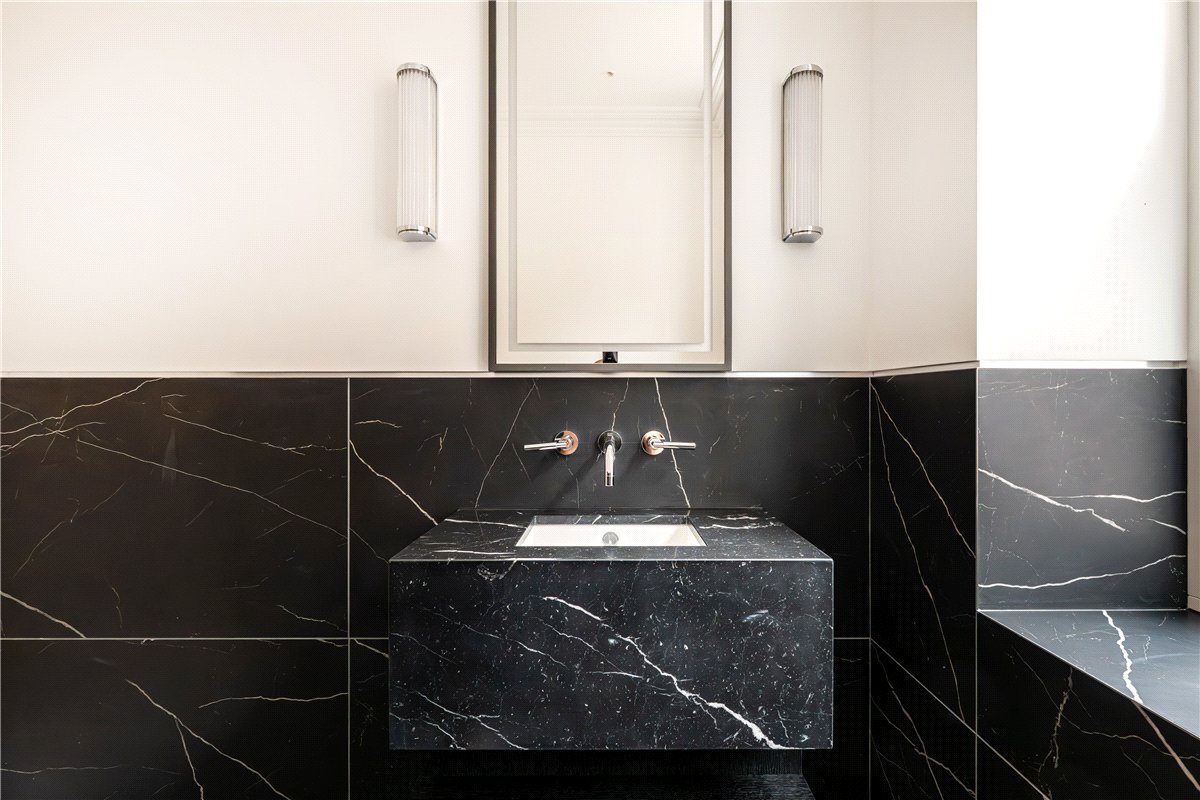 3 bedroom House, Charles Street, London, W1J - Available, Image 10