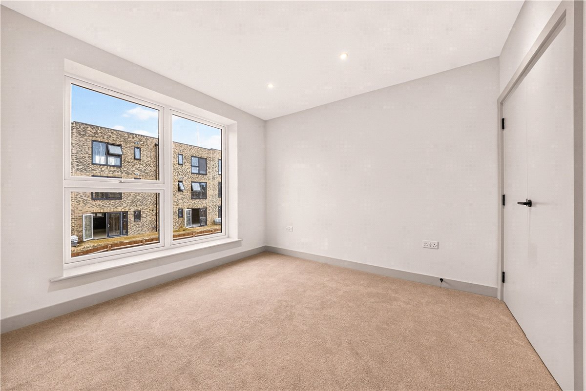 3 bedroom House, Ballast Road, Erith, DA8 - Let Agreed, Image 9