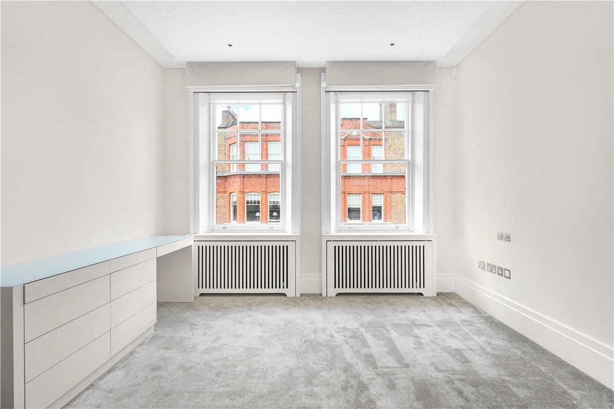 4 Bedroom Apartment/Flat's Image 6