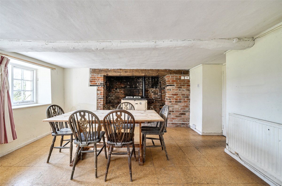 3 bedroom Cottage, Brown's Lane, Alton Barnes, SN8 - Available, Image 3