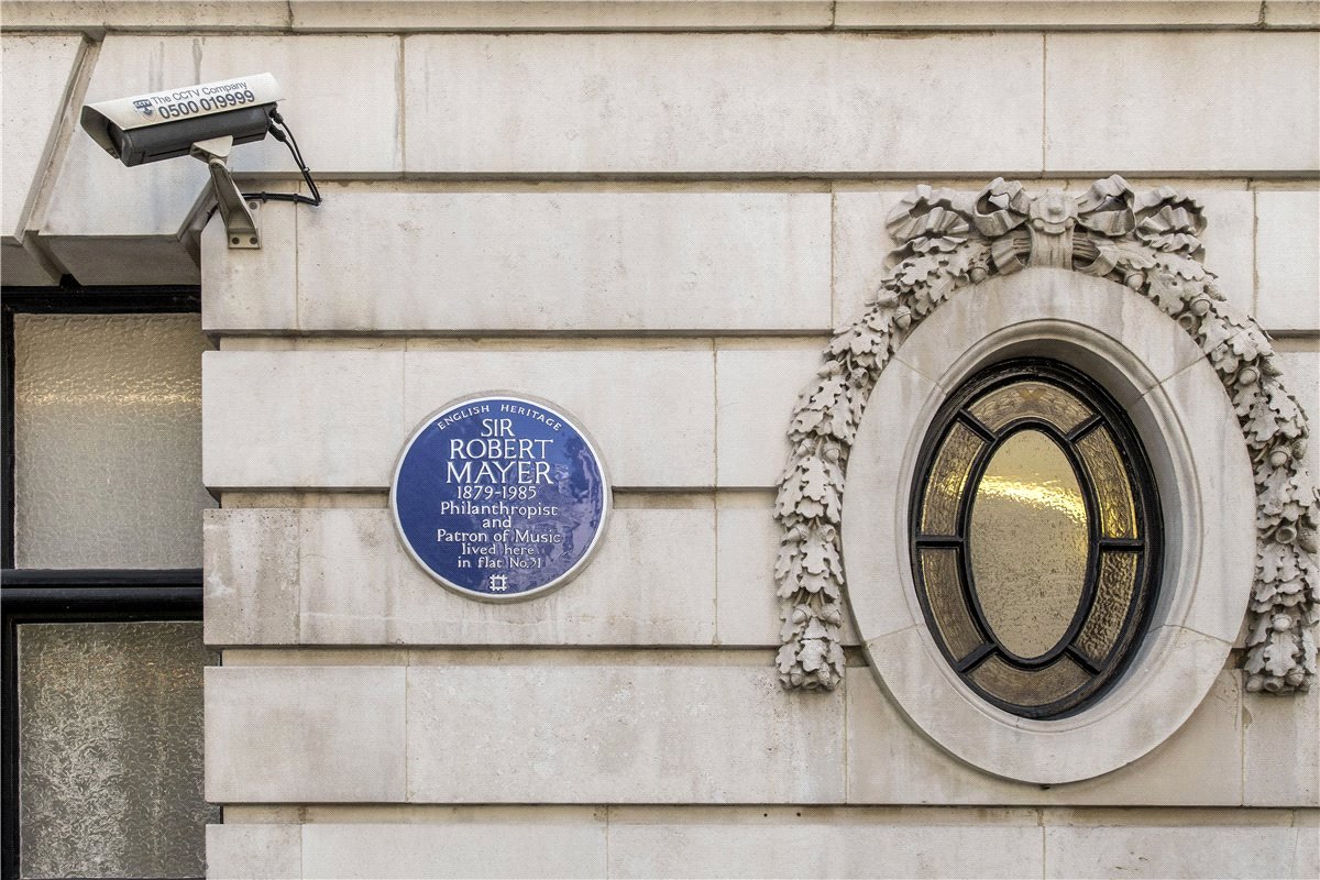 2 bedroom Flat, Mansfield Street, London, W1G - Available, Image 2