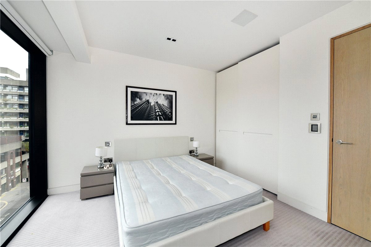 1 bedroom Flat, Wood Street, St Pauls, EC2Y - Available, Image 8