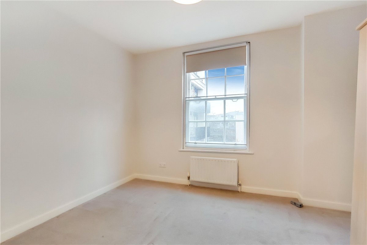 3 bedroom Flat, George Street, Marylebone, W1H - Available, Image 7