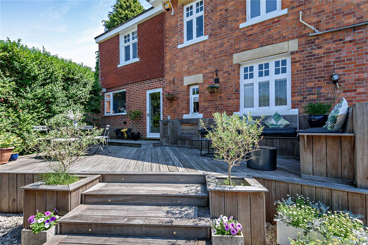 5 bedroom House, Fairview, Andover Road, RG14 - Available, Image 29