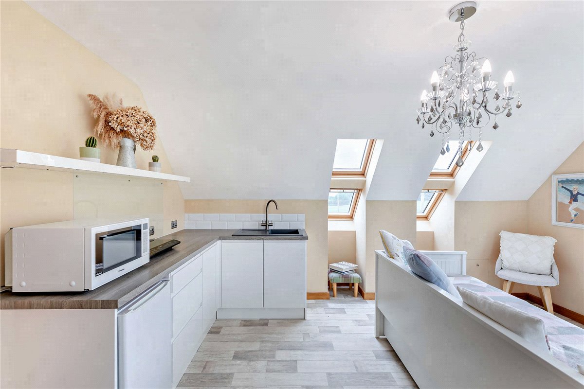 4 bedroom House, Trewern, Welshpool, SY21 - Available, Image 7