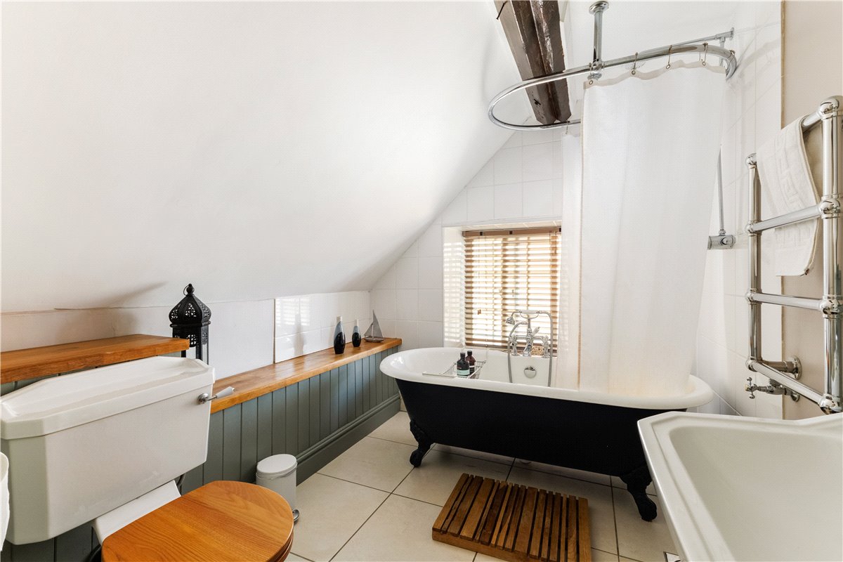 3 bedroom House, Main Street, Westow, YO60 - Available, Image 5