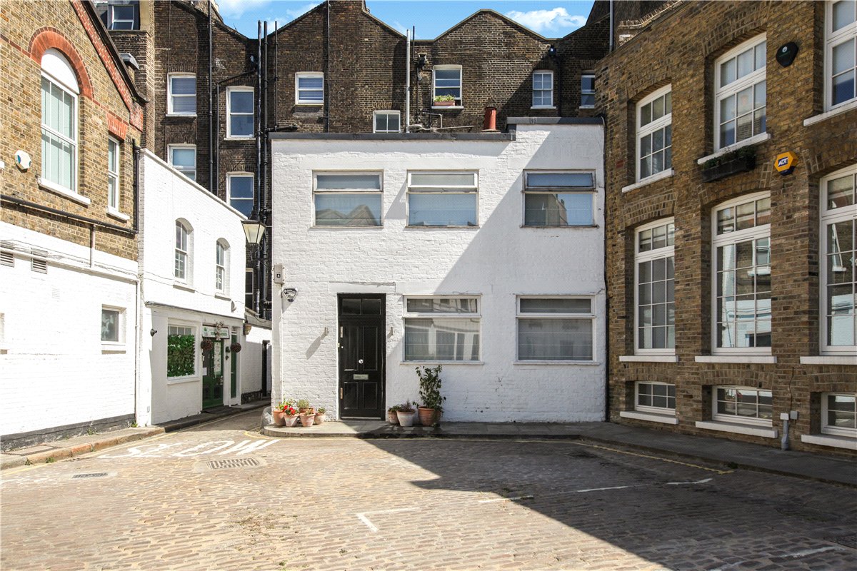 3 bedroom House, Oldbury Place, Marylebone, W1U - Available