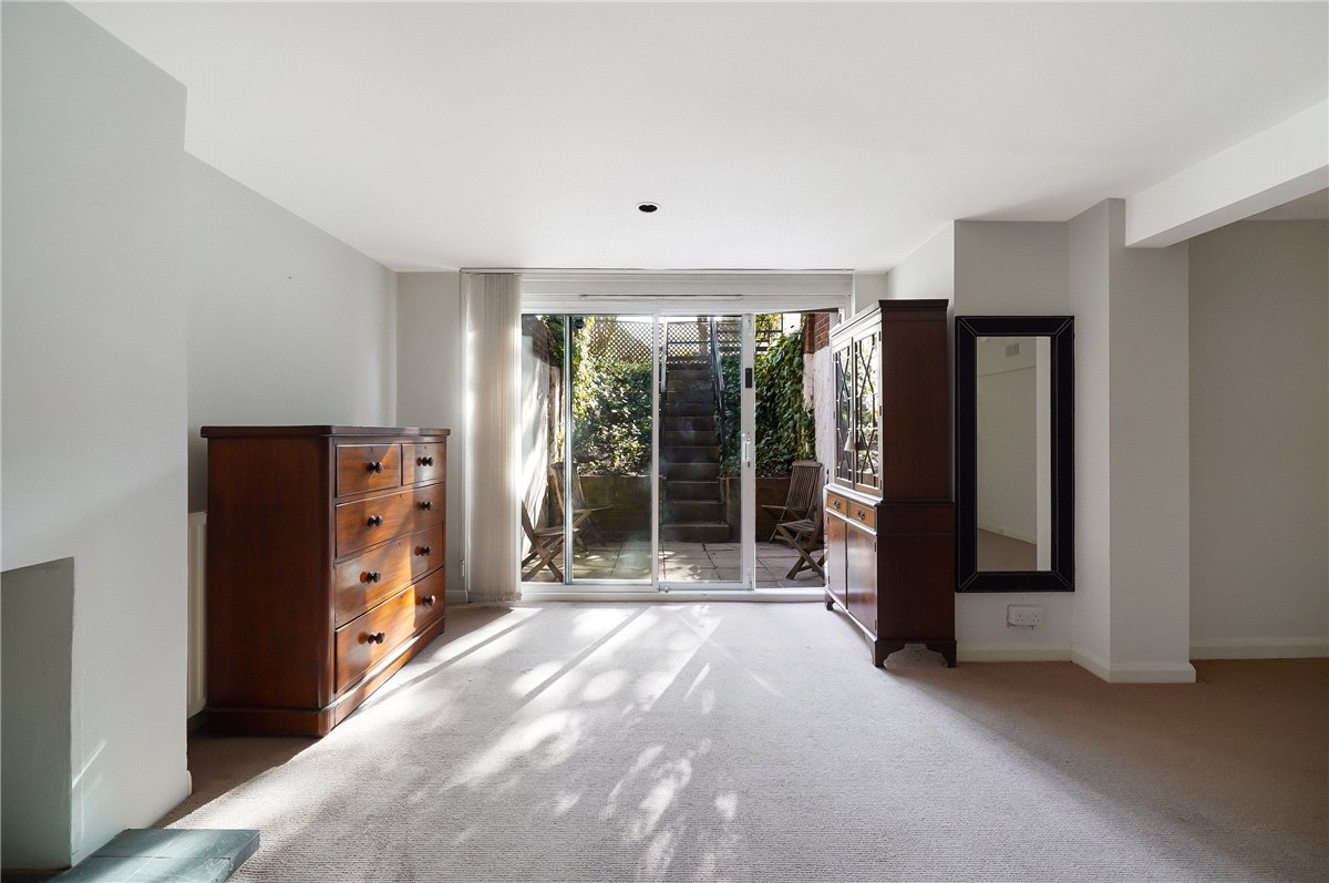 2 bedroom Maisonette, Deodar Road, London, SW15 - Available, Image 11